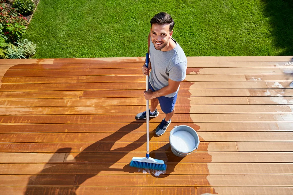 7 astuces nettoyage terrasse bois